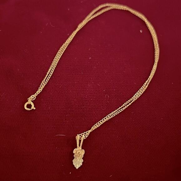 Black Jills Gold Jewelry - Vintage Black Hills Gold Necklace